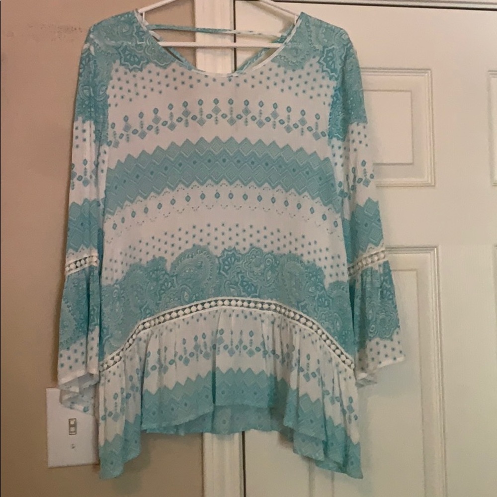 Ladies Large shirt